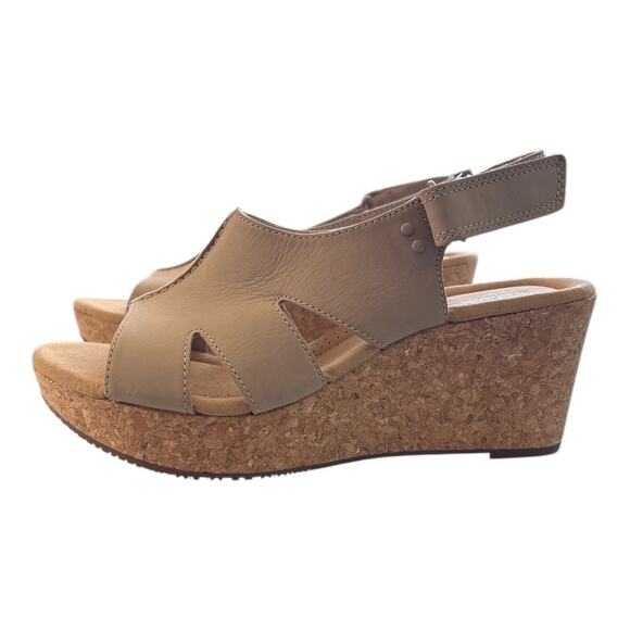 Clarks Collection Women's Annadel Bari Wedge Sandals Sand Size 9W WIDE Platform - Picture 4 of 9